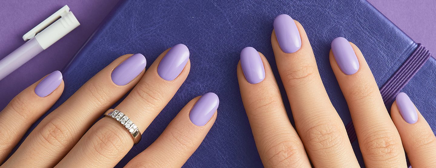 Trendfarbe 2023: So gelingt der Digital Lavender Look