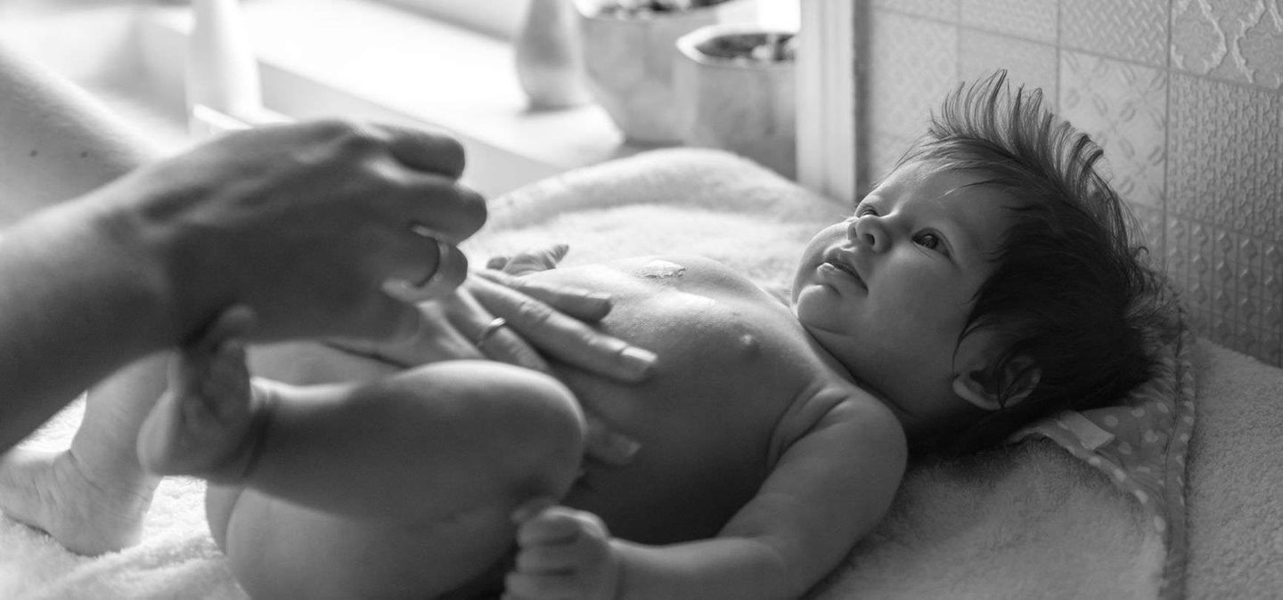 Anleitung zur Babymassage