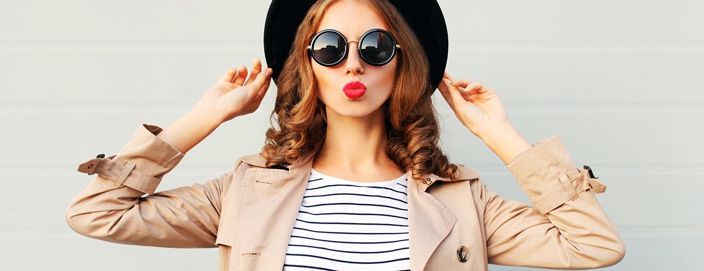 So bleibt Ihr Lippenstift kussecht: 5 Tipps