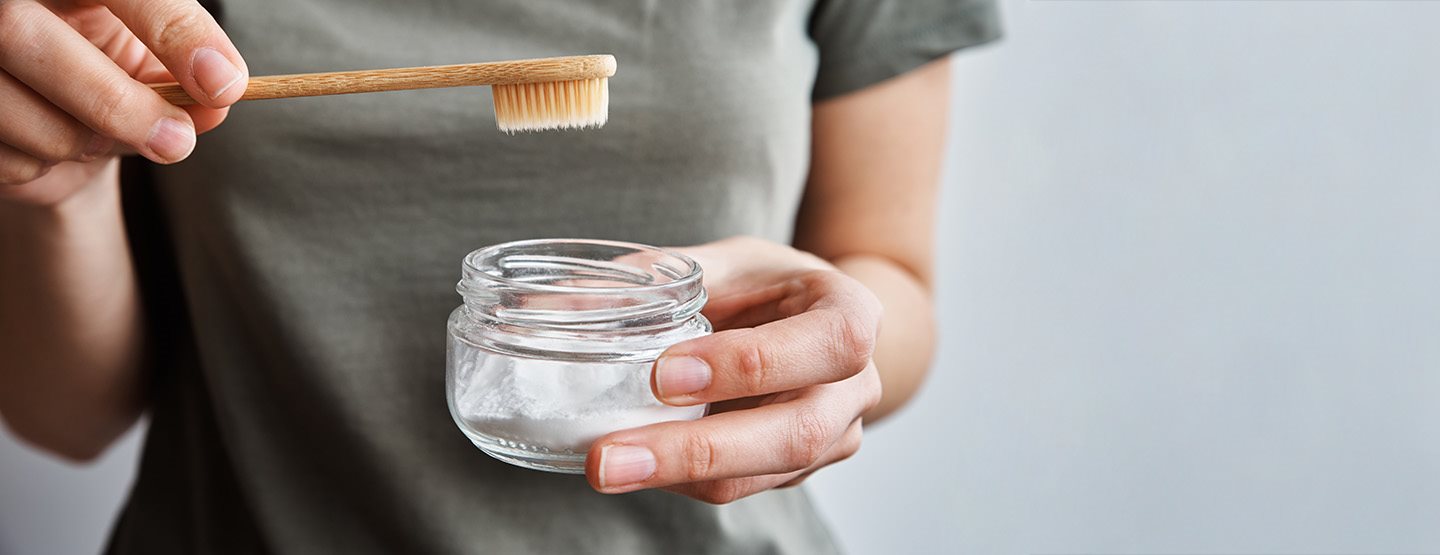 Zähne bleichen: Diese Methoden helfen wirklich