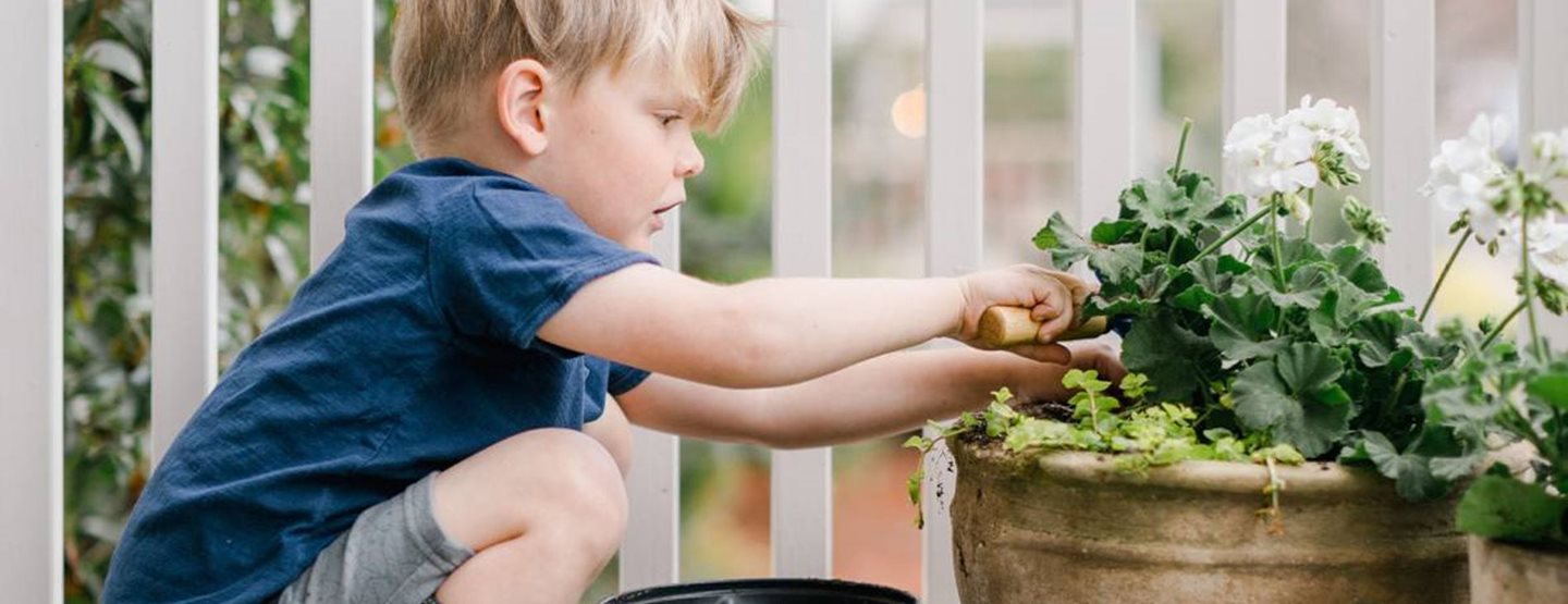 Gärtnern mit Kindern: 5 Ideen für Spaß im Grünen