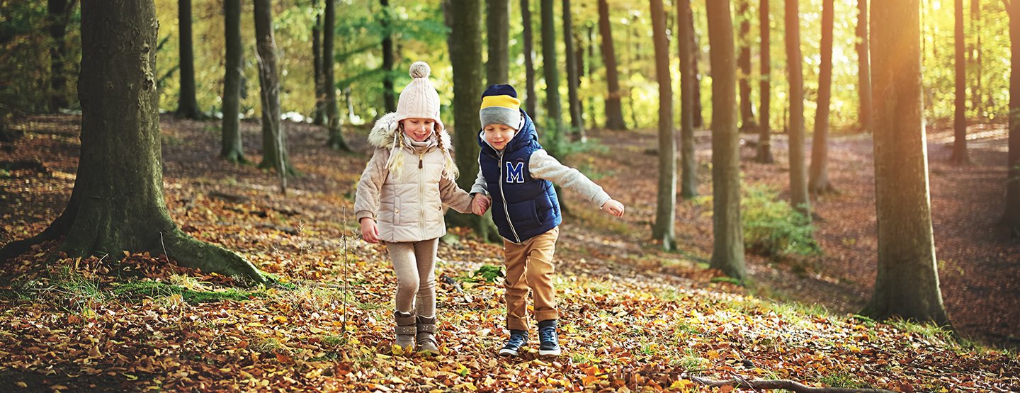 Fünf Tipps für nachhaltiges Basteln mit Kindern im Herbst