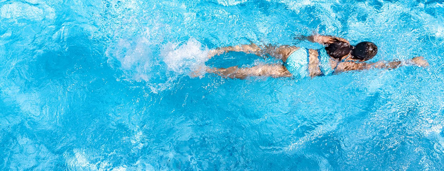 Wohlfühlsport Schwimmen: 8 Tipps für das Training im Wasser