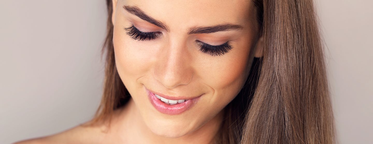 Darum ist Magnetic Eyeliner der Hit für Wimpern