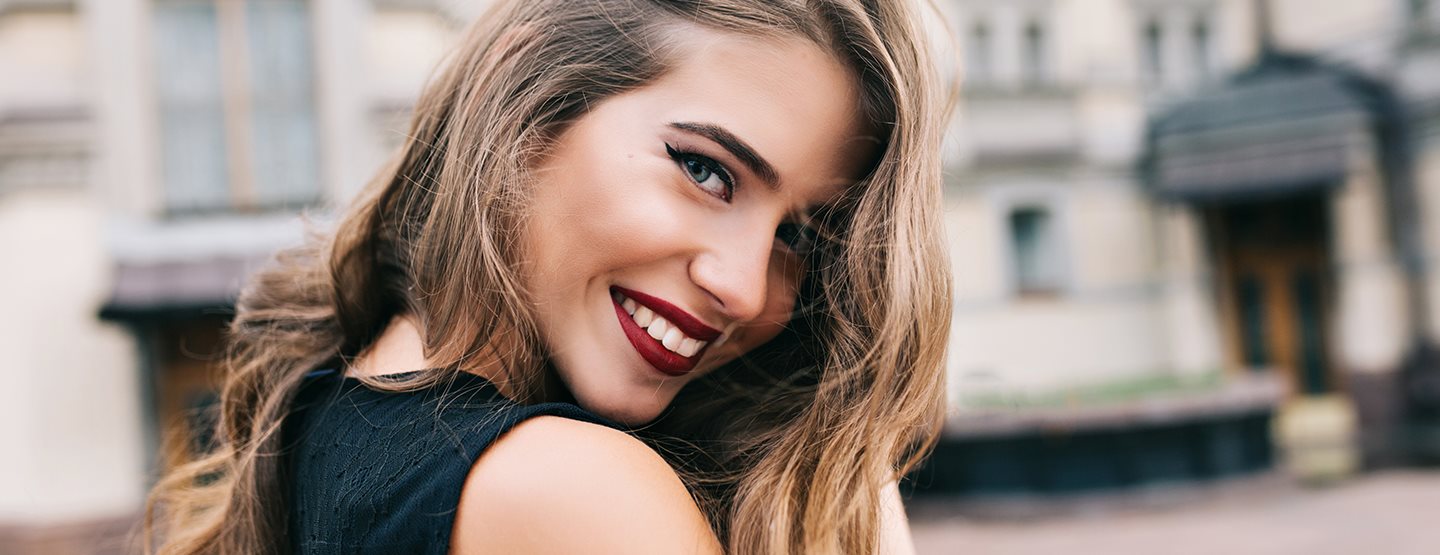 Cherry-Make-up – das steckt hinter dem großen Pinterest-Trend von 2025