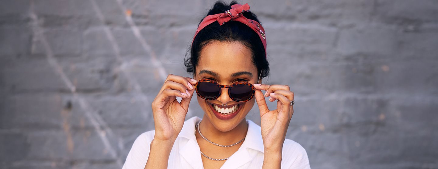 Trendfrisuren mit Bandana: So stylen Sie das It-Piece 2025
