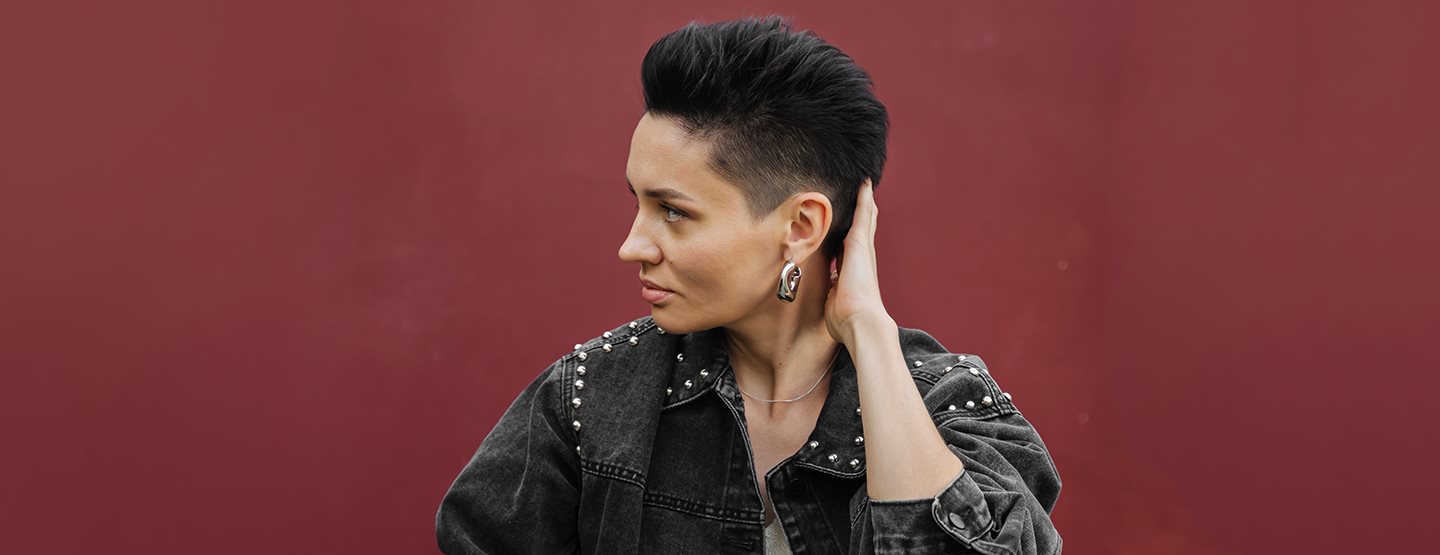 Undercut bei Frauen: So vielseitig ist die Frisur