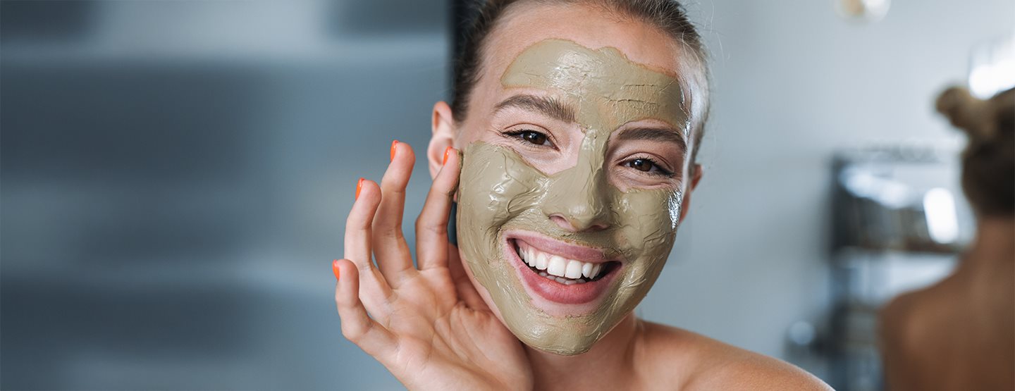 Herbstliche Hautpflege: 3 DIY-Gesichtsmasken mit Kürbis, Zimt & Co.