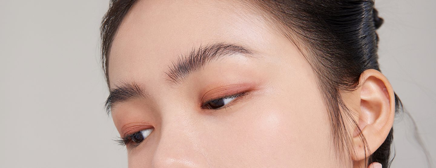 Fluffy Brows: Den Trend-Look ganz einfach nachschminken