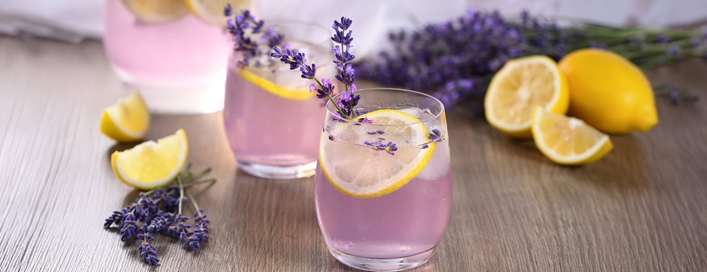 Lavendelsirup selber machen – für einen erfrischenden Lavendel-Spritz