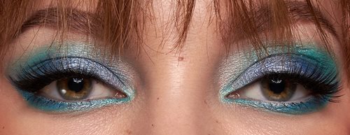 „Washed Denim“ Eyeshadow: So trägt ihn Taylor Swift