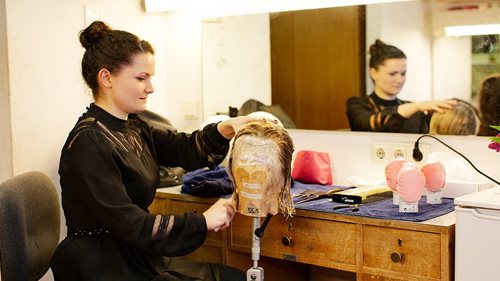 Salzburger Festspiele: Vorhang auf für die Maske!