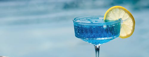 Blue Lagoon alkoholfrei: So gelingt der blaue Cocktail