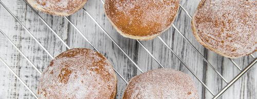 Backofen-Krapfen: Ein einfaches und schnelles Rezept