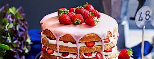  Frühlingsrezept: Drip Cake mit Erdbeeren