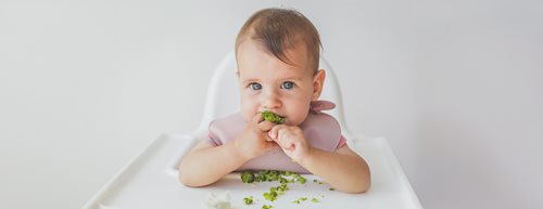 Baby-led Weaning: So funktioniert babygeleitete Beikost laut Expertin