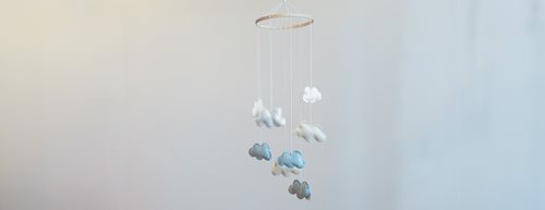 DIY: Wolken-Mobile basteln