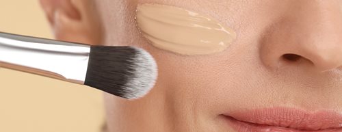 Make-up: Perfekter Teint in 5 Schritten