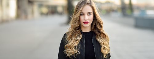 Chai Blending: Der neue Haarfärbetrend für Highlights