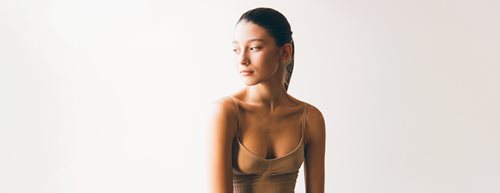 Hingucker Dekolleté: Darauf sollten Sie achten