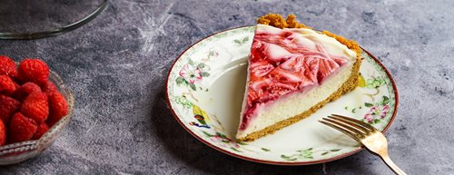Rezept Himbeer-Swirl-Cheesecake: so gelingt das einfache Dessert