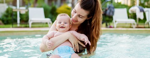 Schwimmwindeln für Babys & Kleinkinder: Antworten auf alle wichtigen Fragen