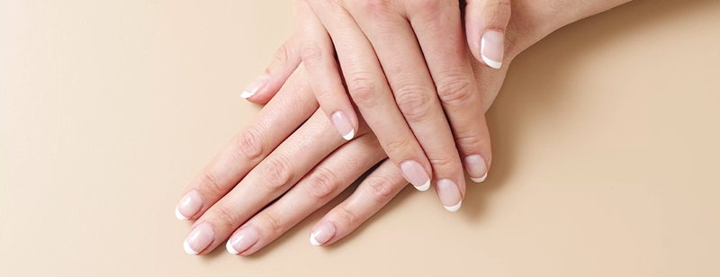 French Nails: Alles über die klassische, stilvolle Maniküre