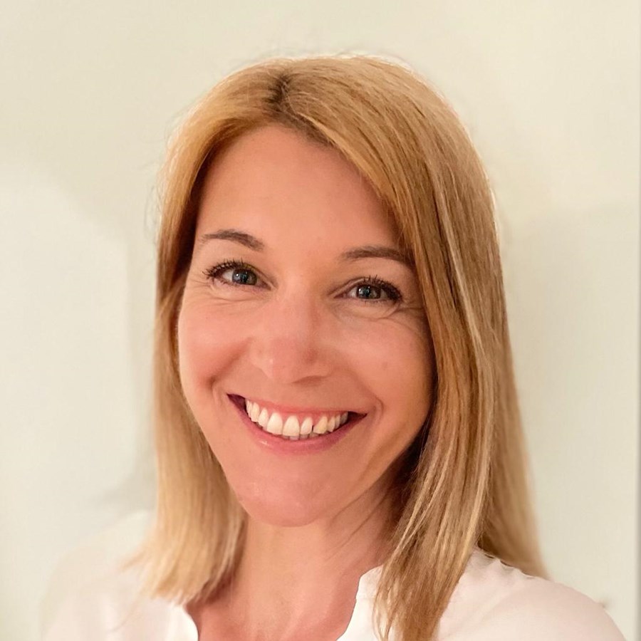 Dr. Barbara Holstein