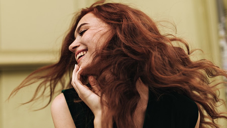 Mit welcher Farbe Haare tönen?