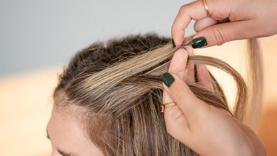 Boxer Braids flechten: So gelingt der Anfang.