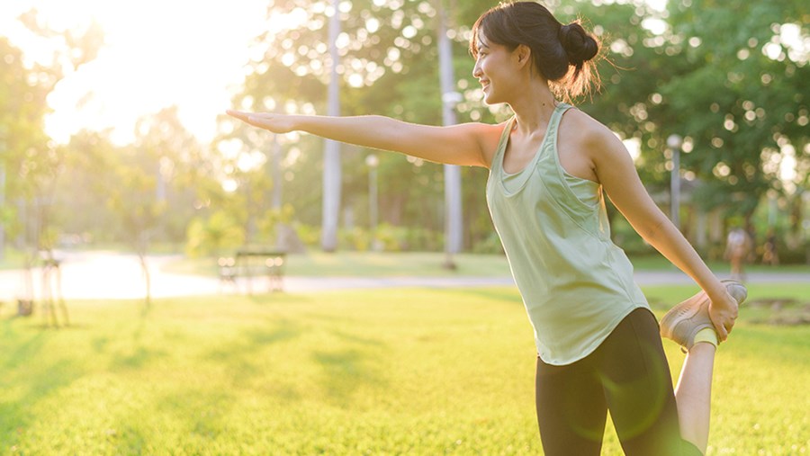 ACTIVE BEAUTY: dm Magazin für Beauty und Wohlbefinden plus Expertise vom dm friseur- & kosmetikstudio