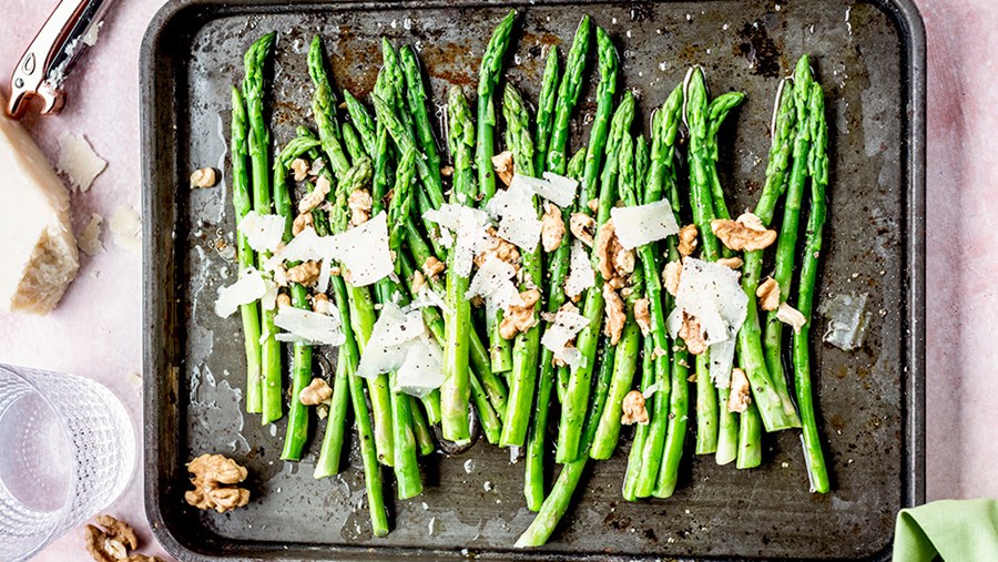 Grüner Spargel im Ofen Rezept