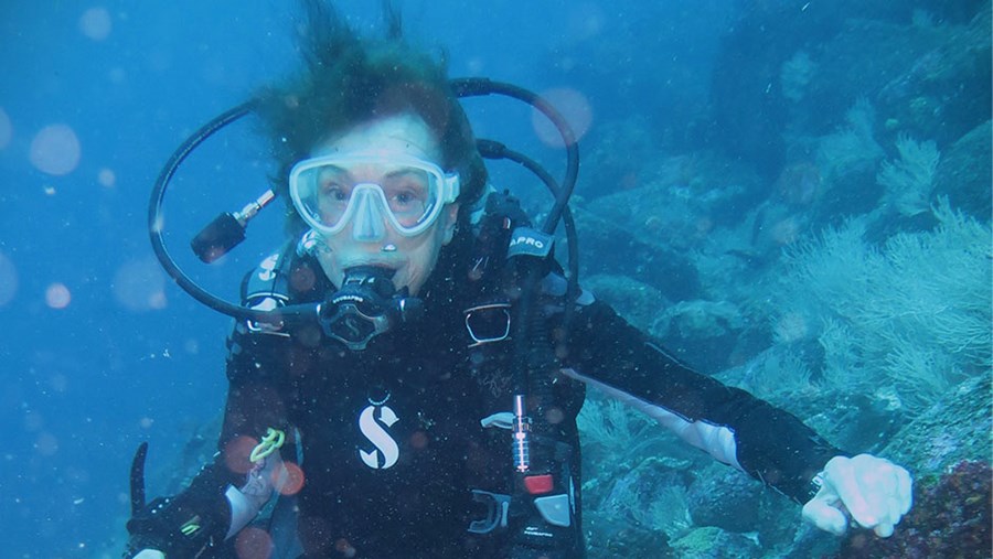 Sylvia Earle beim Tiefsee-Tauchen