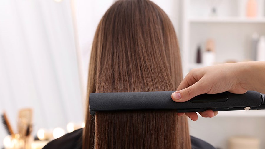 ACTIVE BEAUTY: dm Magazin für Beauty und Wohlbefinden plus Expertise vom dm friseur- & kosmetikstudio