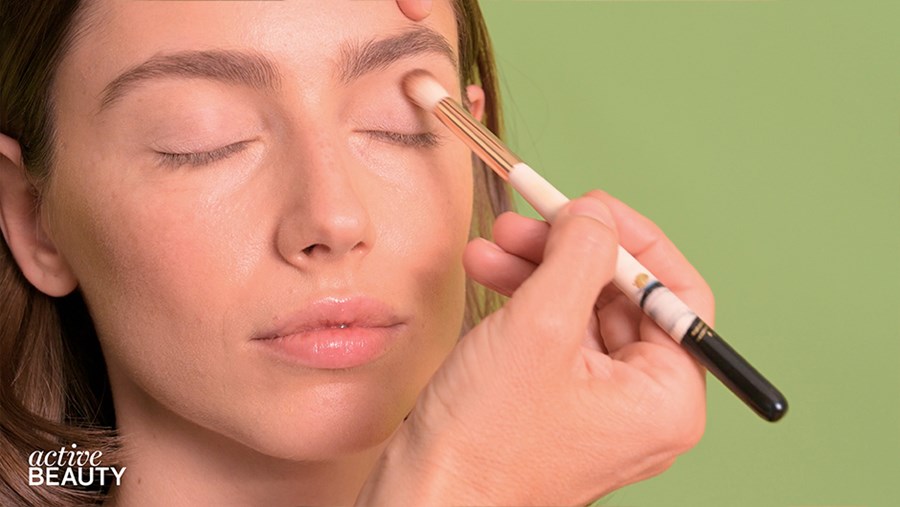 ACTIVE BEAUTY: dm Magazin für Beauty und Wohlbefinden plus Expertise vom dm friseur- & kosmetikstudio