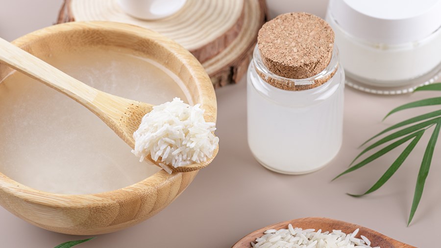 ACTIVE BEAUTY: dm Magazin für Beauty und Wohlbefinden plus Expertise vom dm friseur- & kosmetikstudio