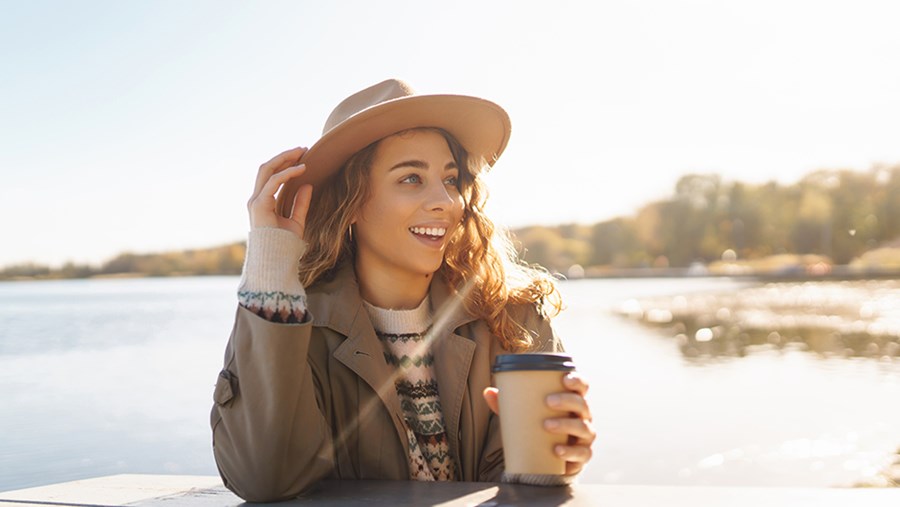 ACTIVE BEAUTY: dm Magazin für Beauty und Wohlbefinden plus Expertise vom dm friseur- & kosmetikstudio