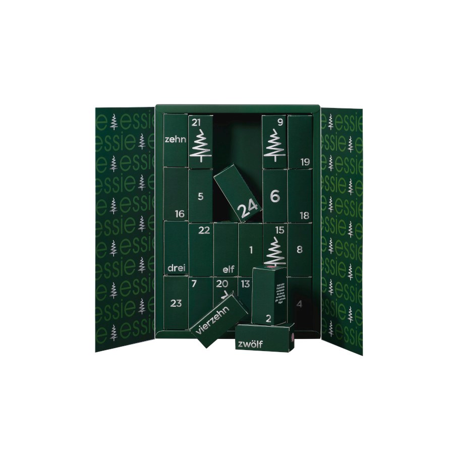 ACTIVE BEAUTY: dm Magazin für Beauty und Wohlbefinden plus Expertise vom dm friseur- & kosmetikstudio