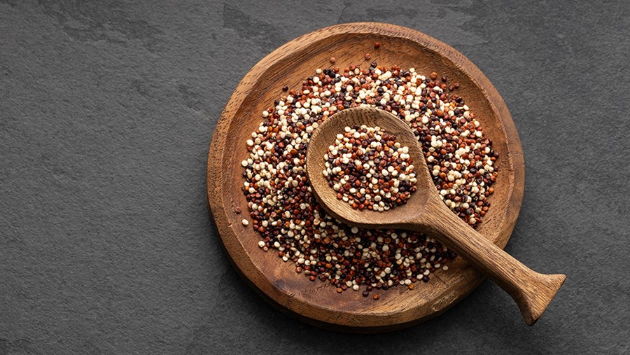 ACTIVE BEAUTY: dm Magazin für Beauty und Wohlbefinden plus Expertise vom dm friseur- & kosmetikstudio