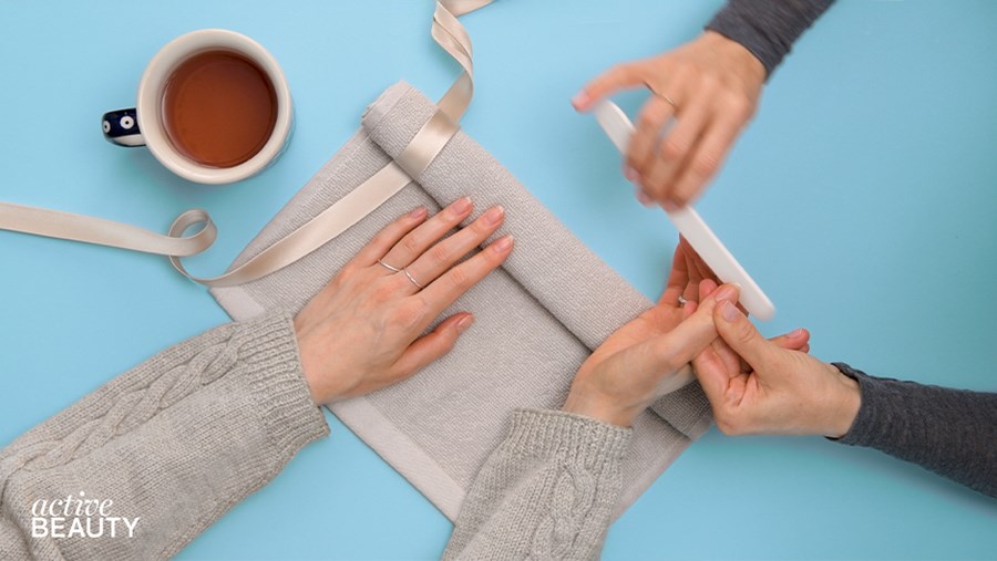 ACTIVE BEAUTY: dm Magazin für Beauty und Wohlbefinden plus Expertise vom dm friseur- & kosmetikstudio