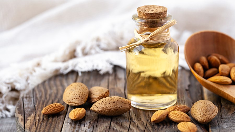 ACTIVE BEAUTY: dm Magazin für Beauty und Wohlbefinden plus Expertise vom dm friseur- & kosmetikstudio