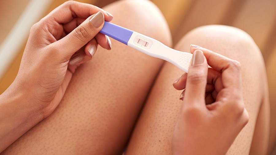 ACTIVE BEAUTY: dm Magazin für Beauty und Wohlbefinden plus Expertise vom dm friseur- & kosmetikstudio