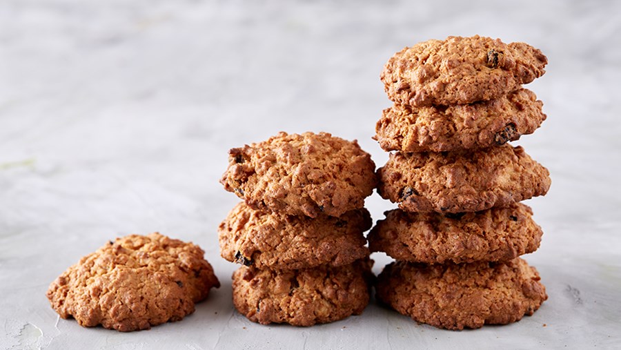 ACTIVE BEAUTY: dm Magazin für Beauty und Wohlbefinden plus Expertise vom dm friseur- & kosmetikstudio