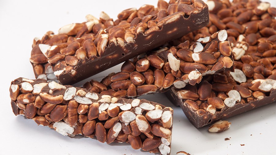 ACTIVE BEAUTY: dm Magazin für Beauty und Wohlbefinden plus Expertise vom dm friseur- & kosmetikstudio