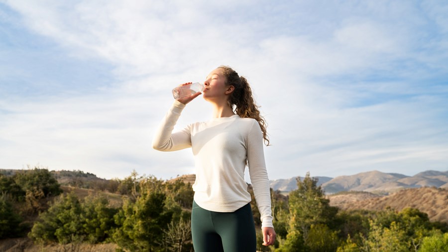 ACTIVE BEAUTY: dm Magazin für Beauty und Wohlbefinden plus Expertise vom dm friseur- & kosmetikstudio