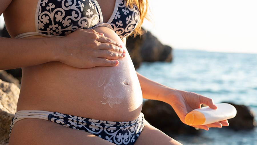 ACTIVE BEAUTY: dm Magazin für Beauty und Wohlbefinden plus Expertise vom dm friseur- & kosmetikstudio