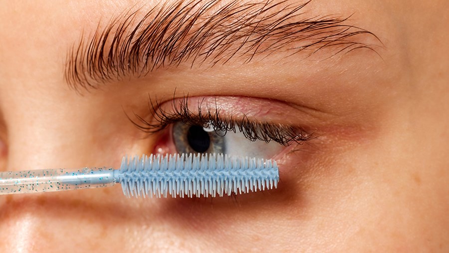 ACTIVE BEAUTY: dm Magazin für Beauty und Wohlbefinden plus Expertise vom dm friseur- & kosmetikstudio