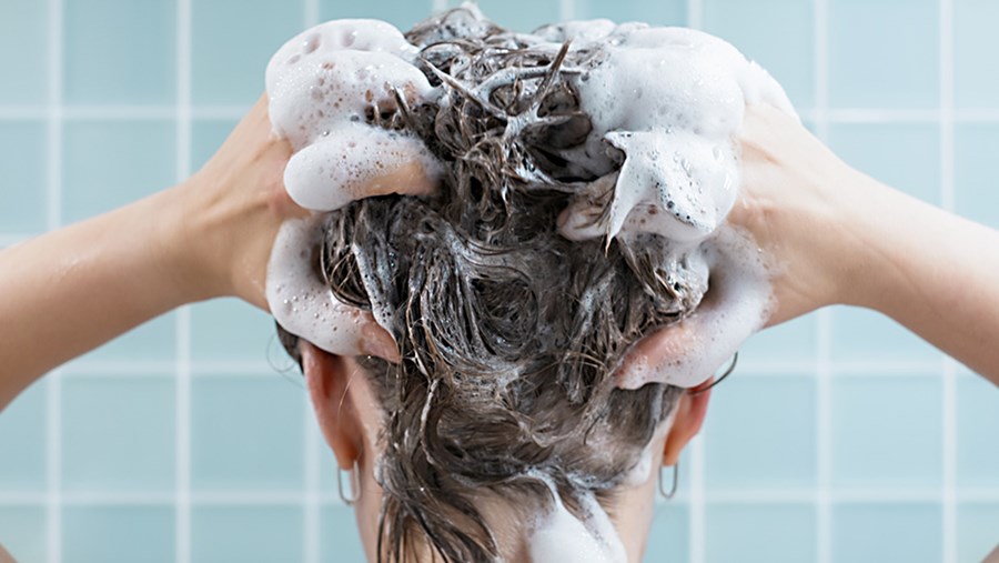 ACTIVE BEAUTY: dm Magazin für Beauty und Wohlbefinden plus Expertise vom dm friseur- & kosmetikstudio