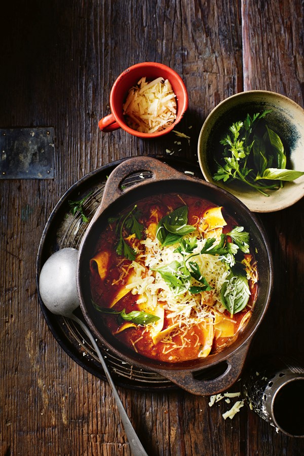 One Pot Pasta: Lasagne aus dem Suppentopf